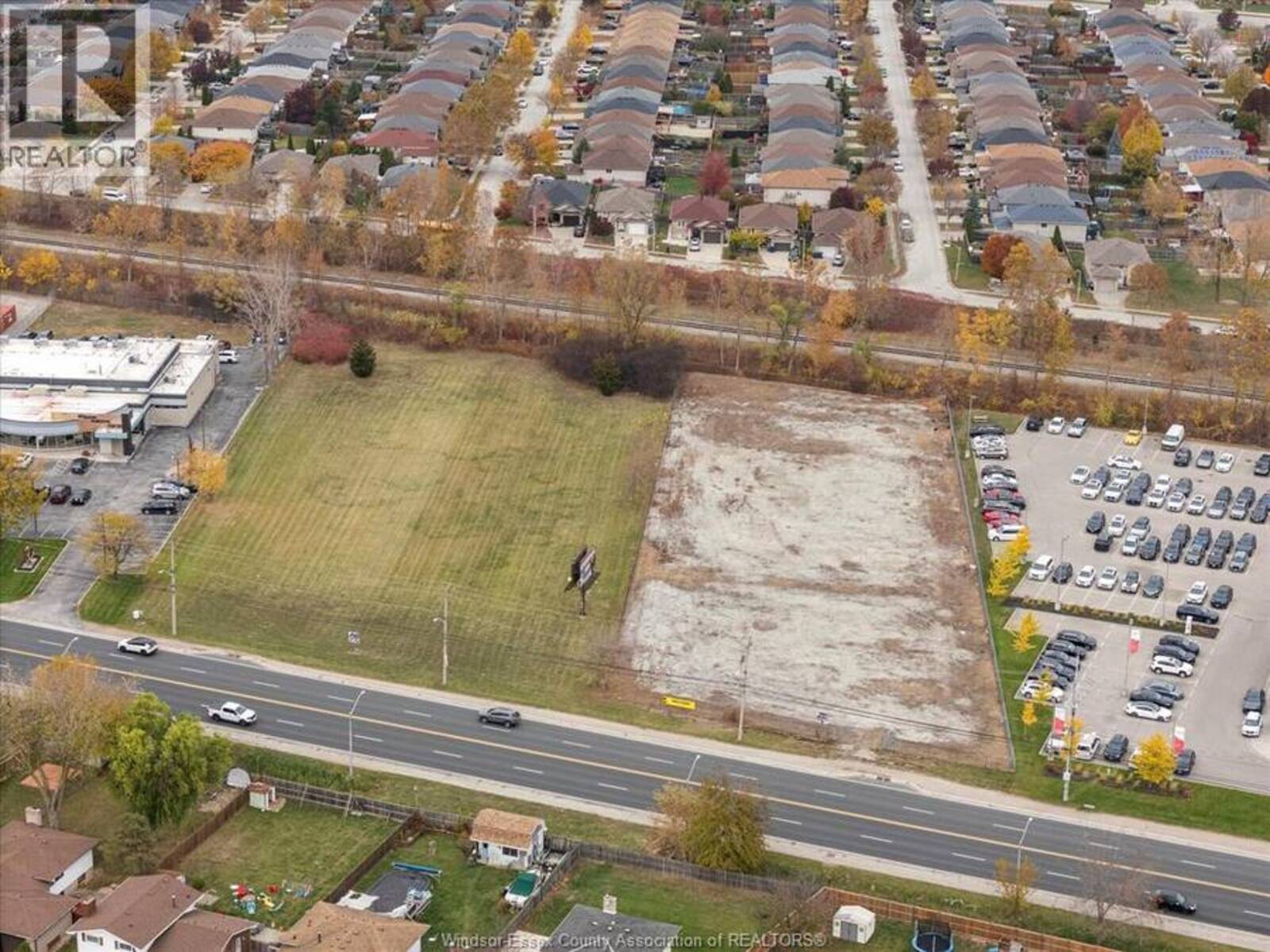 10982 TECUMSEH ROAD East, Windsor, Ontario N8R 1A8