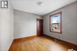 636 PARTINGTON AVENUE | Windsor Ontario | Slide Image Ten