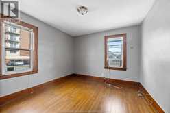 636 PARTINGTON AVENUE | Windsor Ontario | Slide Image Seven