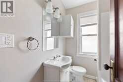 636 PARTINGTON AVENUE | Windsor Ontario | Slide Image Nine