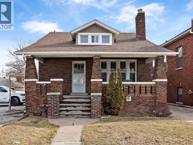 636 PARTINGTON AVENUE Windsor Ontario, N9B 2N7 - 4 Bedrooms Home For Sale