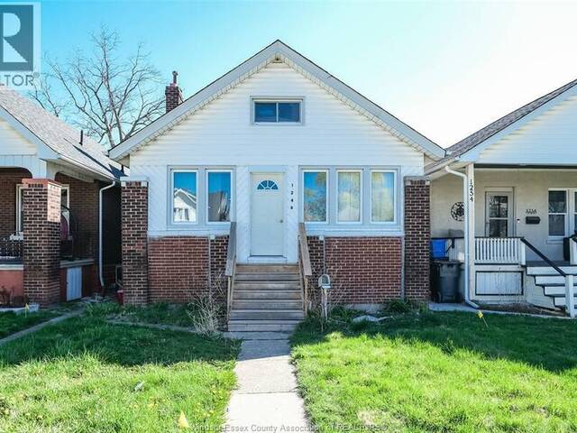 1248 BRUCE AVENUE Windsor Ontario, N8X 1X3 - 3 Bedrooms Home For Sale