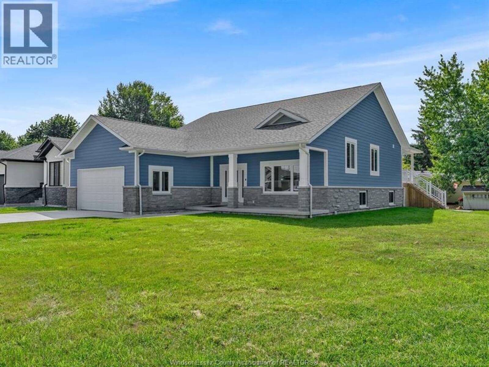157 GLOUCESTER DRIVE, Essex, Ontario N0R 1G0