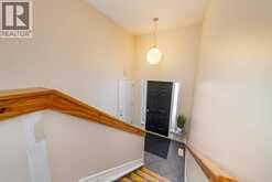 1174 CLOVER | Windsor Ontario | Slide Image Seven