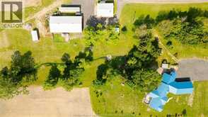 1377 COUNTY RD 20 West | Kingsville Ontario | Slide Image Four