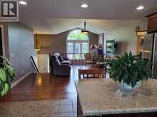 340 WHITE CRESCENT | Amherstburg Ontario | Slide Image Eight