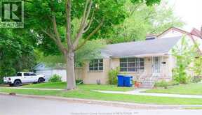 3006 Alexander AVENUE | Windsor Ontario | Slide Image Two