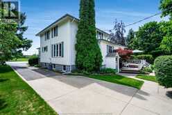 1570 Road 3 East | Kingsville Ontario | Slide Image Thirty