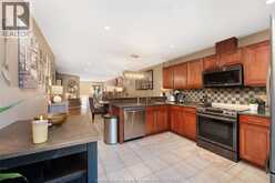11834 ROCKLAND | Windsor Ontario | Slide Image Thirteen