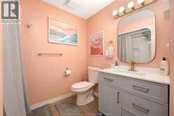 11834 ROCKLAND | Windsor Ontario | Slide Image Nineteen