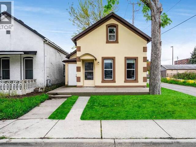 559 Chatham STREET East Windsor Ontario, N9A 2X2 - 3 Bedrooms Home For Sale