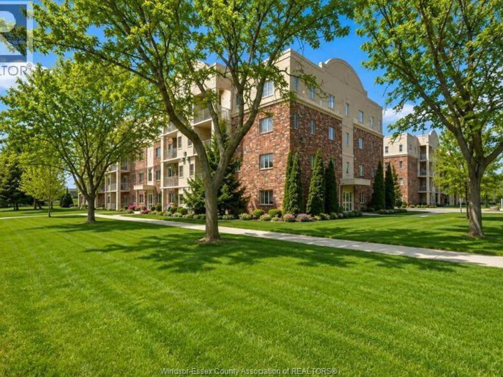 5995 ELLIS STREET Unit# 104, LaSalle, Ontario N9H 2P1