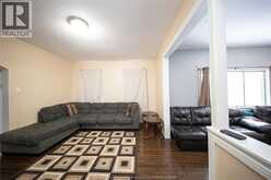 894 UNIVERSITY AVENUE | Windsor Ontario | Slide Image Sixteen