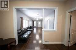 894 UNIVERSITY AVENUE | Windsor Ontario | Slide Image Eight
