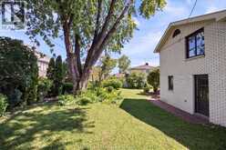 3770 HUNTINGTON | Windsor Ontario | Slide Image Twenty-five