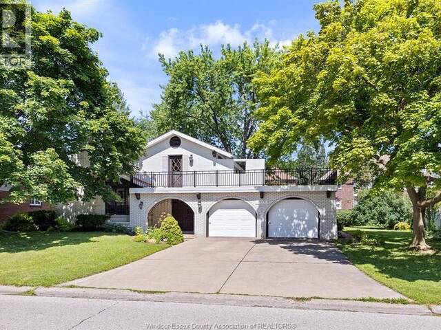 3770 HUNTINGTON Windsor Ontario, N9E 3W8 - 3 Bedrooms Home For Sale
