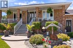 1545 WILLOW DRIVE | Kingsville Ontario | Slide Image Three