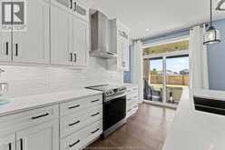 14 DUNDEE DRIVE | Chatham Ontario | Slide Image Ten