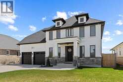 14 DUNDEE DRIVE | Chatham Ontario | Slide Image Three