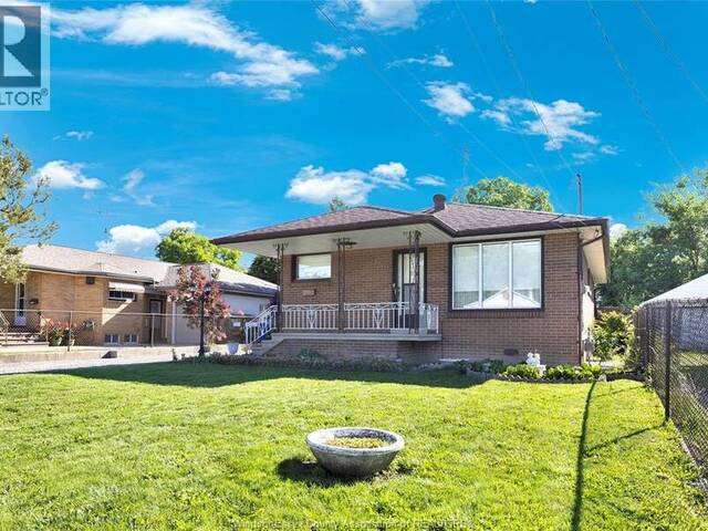 2680 JOS ST. LOUIS Windsor Ontario, N8T 2M6 - 4 Bedrooms Home For Sale