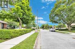 1158 DOT AVENUE | Windsor Ontario | Slide Image Nine
