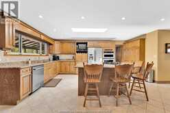 274 IRWIN | Essex Ontario | Slide Image Thirteen