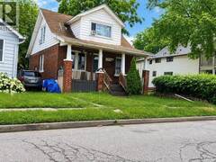 1026 FELIX STREET Windsor Ontario, N9C 3L5