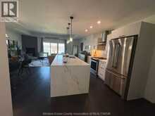 1024 COPELAND | Windsor Ontario | Slide Image Three