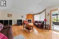 44 WORCHESTER | Leamington Ontario | Slide Image Thirteen