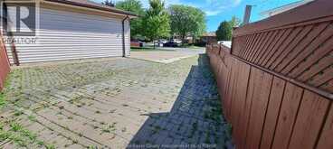 1635 COURTLAND CRESCENT | Windsor Ontario | Slide Image Thirty-three