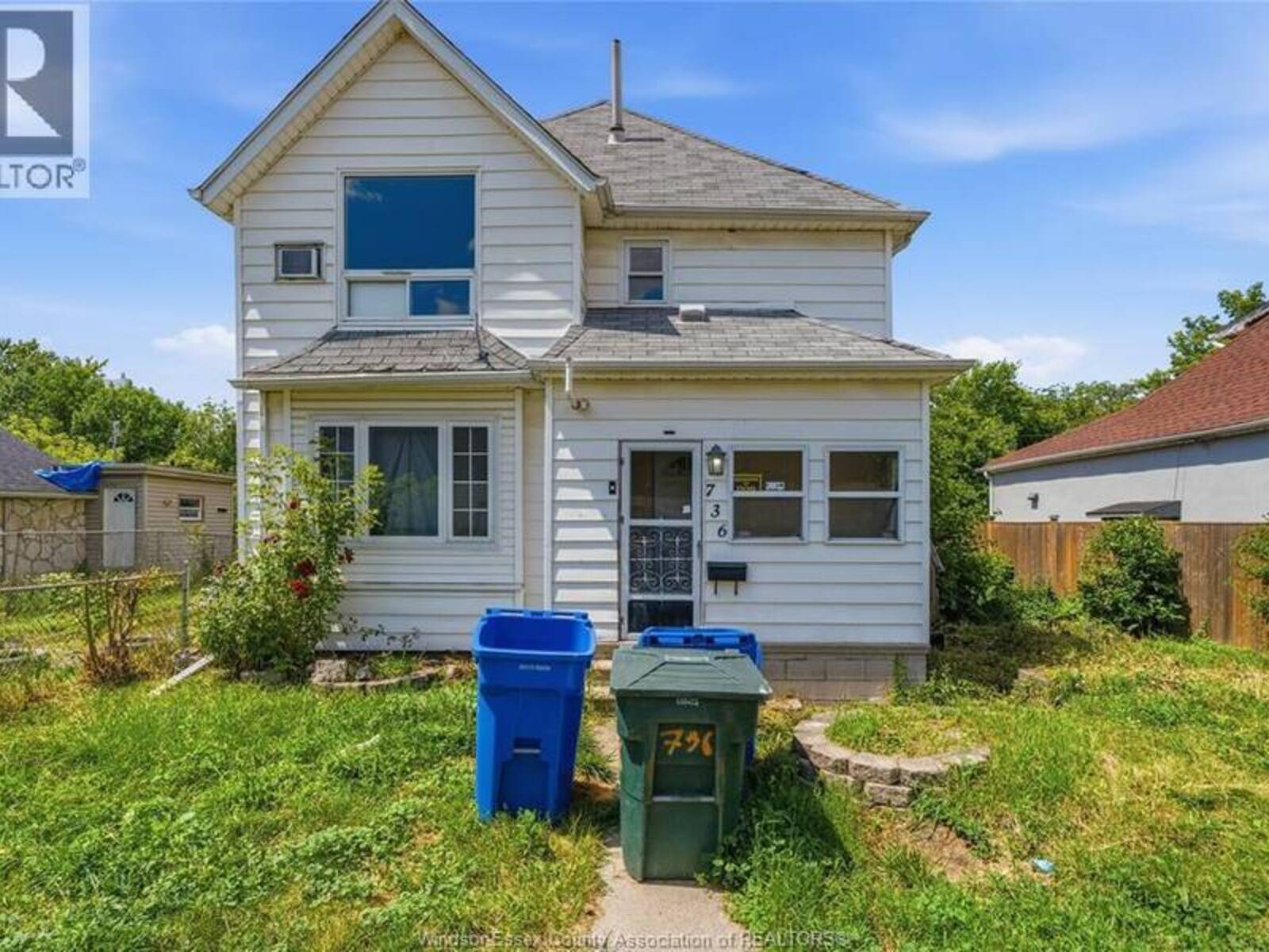 736 BRANT STREET, Windsor, Ontario N9A 3E8