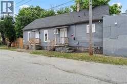 939 WYANDOTTE STREET East | Windsor Ontario | Slide Image Twenty-five