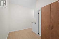 939 WYANDOTTE STREET East | Windsor Ontario | Slide Image Six