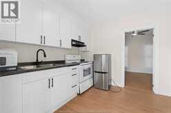 939 WYANDOTTE STREET East | Windsor Ontario | Slide Image Nine