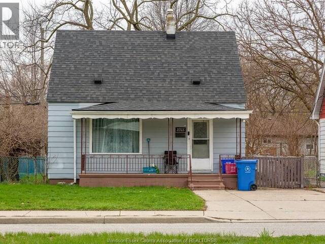 1015 PARTINGTON AVENUE Windsor Ontario, N9B 2P1 - 4 Bedrooms Home For Sale