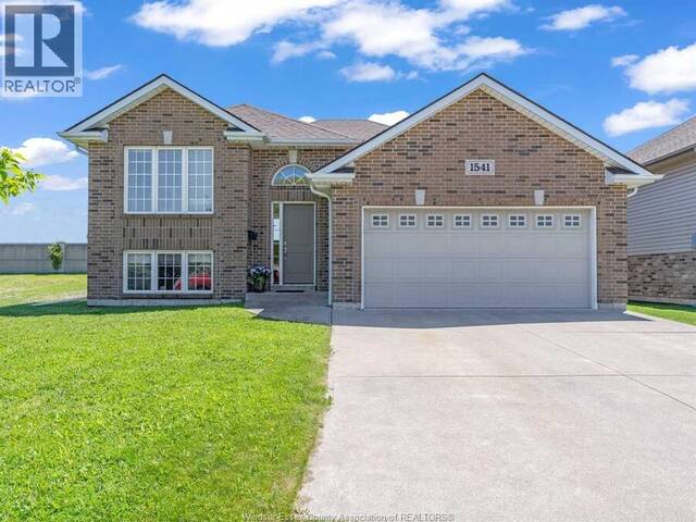 1541 Heatherglen DRIVE Tecumseh Ontario, N8N 5B3 - 5 Bedrooms Home For Sale