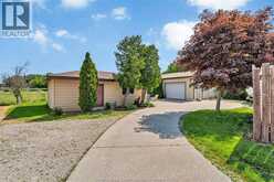 1114 COUNTY RD 22 | Lakeshore Ontario | Slide Image Five