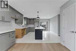 1505 MICHIGAN AVE. | LaSalle Ontario | Slide Image Twelve