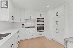 8190 RIVERSIDE DRIVE | Windsor Ontario | Slide Image Sixteen