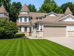 208 CRYSTAL BAY DRIVE Amherstburg Ontario, N9V 4A6