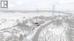 3060 Sandwich | Windsor Ontario | Slide Image Forty-four