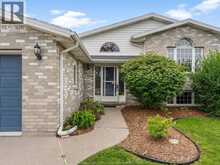 1553 BLAIRWOOD CRESCENT | Windsor Ontario | Slide Image Four