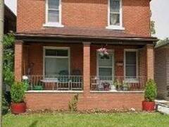 876 DOUGALL AVENUE Windsor Ontario, N9A 4R1