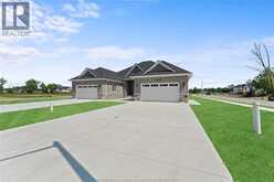 62 Redwood AVENUE | Cottam Ontario | Slide Image Three