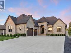 1456 MULLINS DRIVE Lakeshore Ontario, N0R 1V0