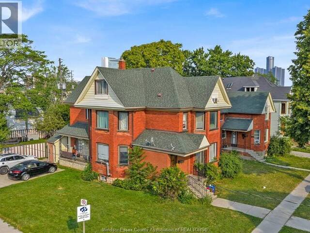 669-677 Marentette Windsor Ontario, N9A 1Z3 - Multi-family Home For Sale