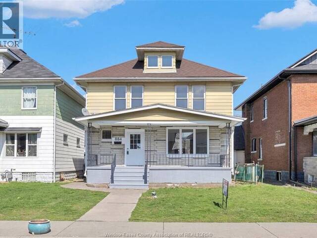 884 MOY Windsor Ontario, N9A 2N8 - 3 Bedrooms Home For Sale