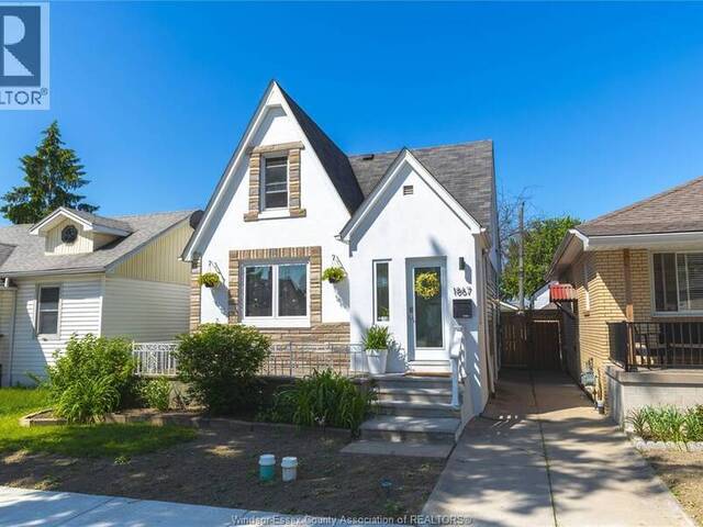 1867 ST. LUKE Windsor Ontario, N8W 3W8 - 4 Bedrooms Home For Sale