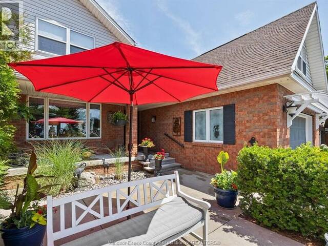 3914 ST. CLAIR ROAD Lakeshore Ontario, N0R 1N0 - 5 Bedrooms Waterfront Home For sale