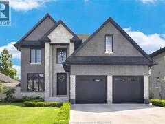 256 XAVIER CIRCLE Lakeshore Ontario, N0R 1A0